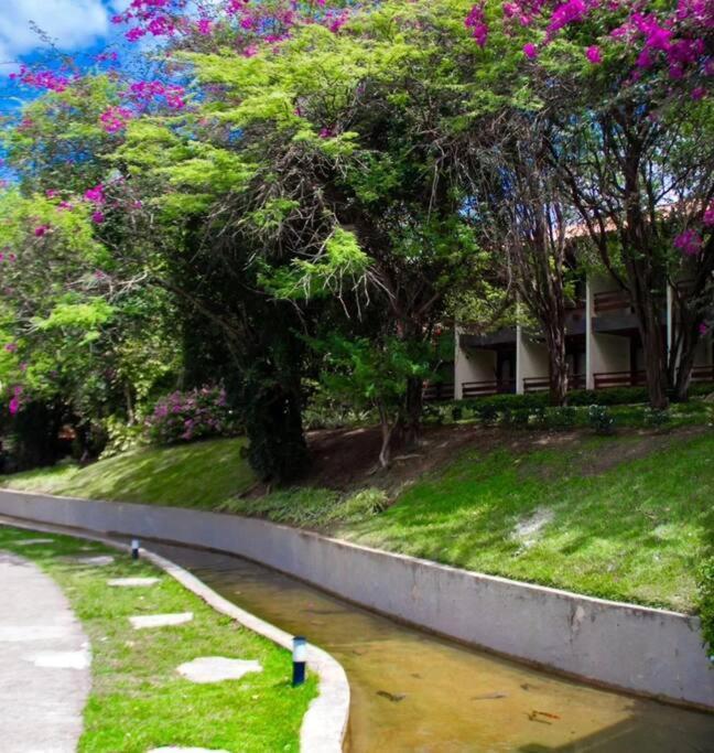 Flat Fazenda Monte Castelo Bezerros Exterior foto